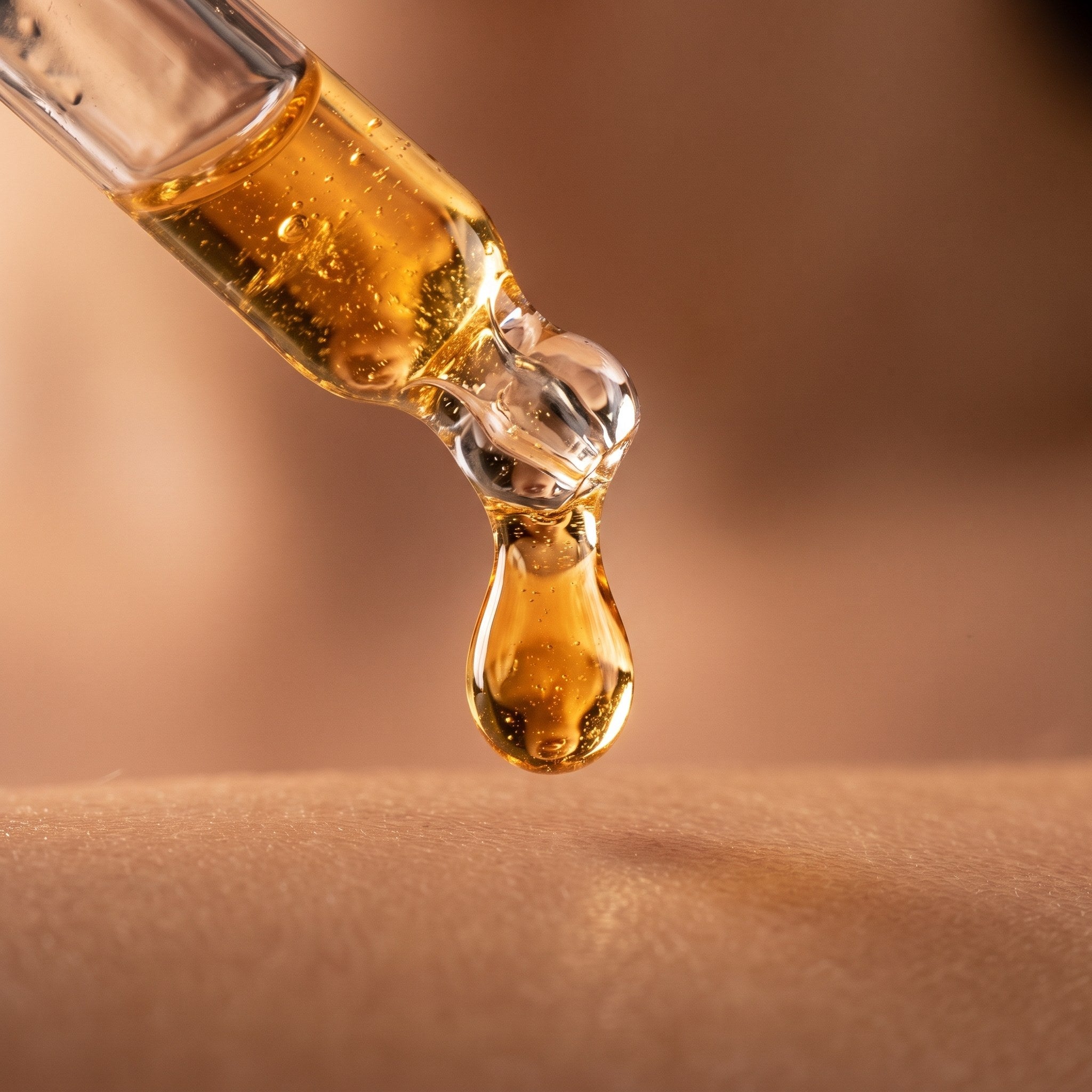 Wellthlab Dark Spot Serum macro droplet